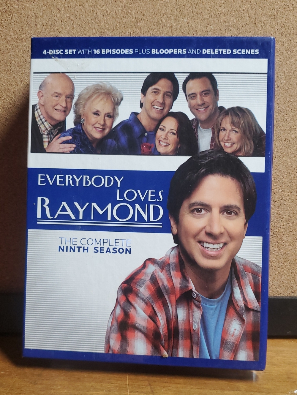Everybody Loves Raymond: The Complete Ninth Season - Blue DVD Set